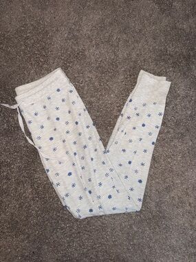 Eddie Bauer Women's Sleepwear Waffle Knit Pants in Heather Gray